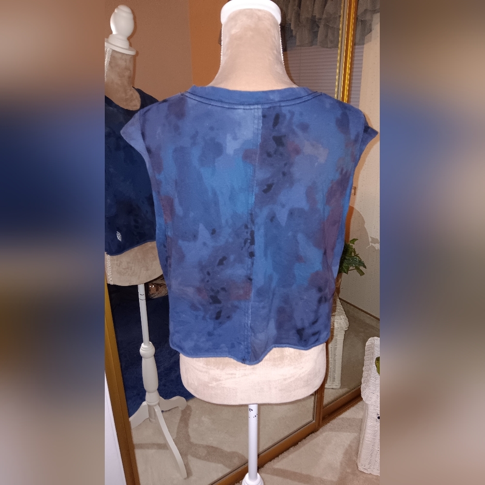 FP Movement by Free People ~ Navy Tie-Dye Oversized Active Crop Top XS - Picture 6 of 12